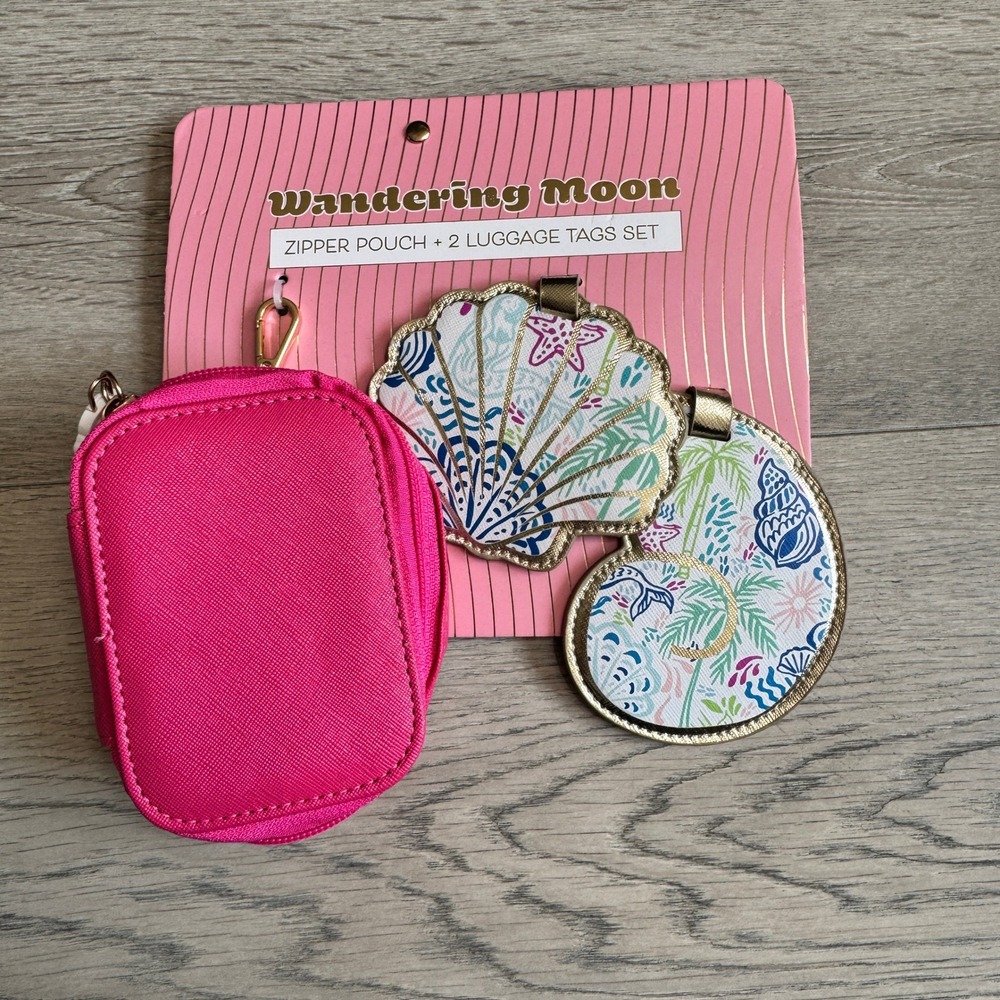 NWT Wandering Moon Hot Pink Zipper Pouch and‎ 2 Seashell Luggage Tags Travel Set